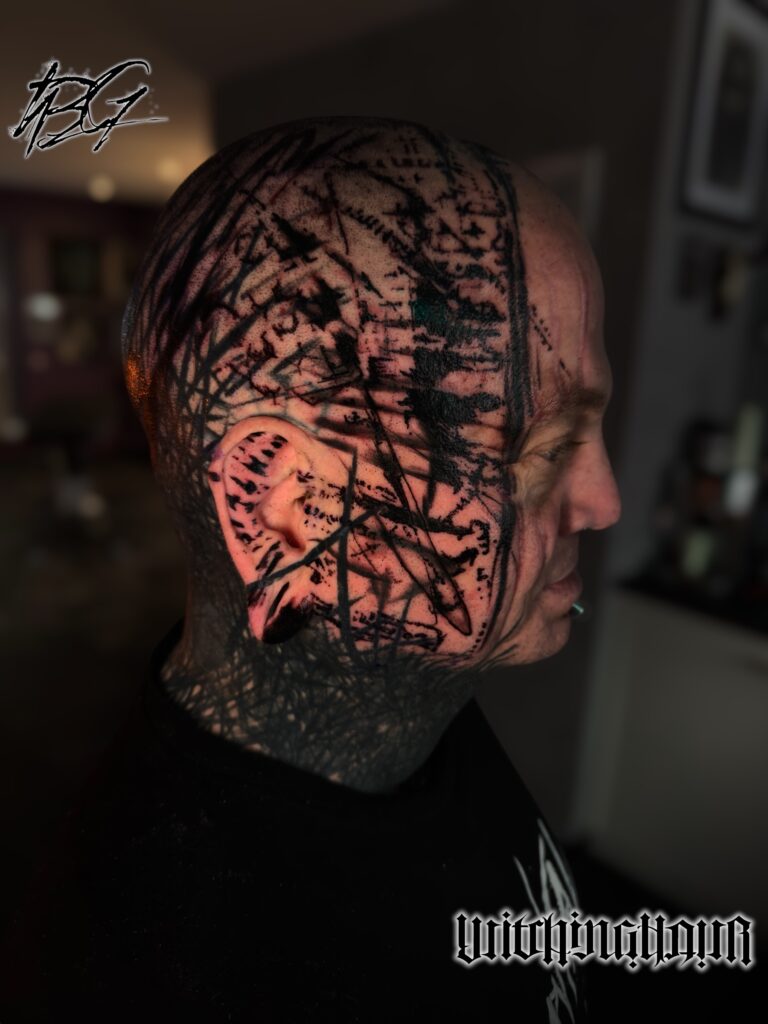 Abstract Blackwork Tattoo by The Best Tattoo Artist in Amsterdam, Bobby Grey